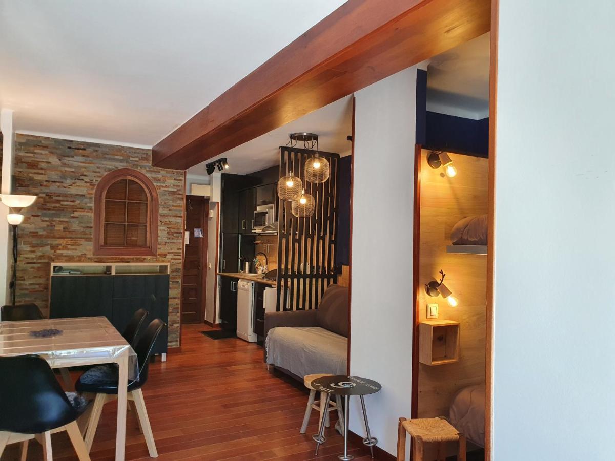 Apartamentos Grifovacances Tres Estrelles Club Pas De La Casa Dış mekan fotoğraf