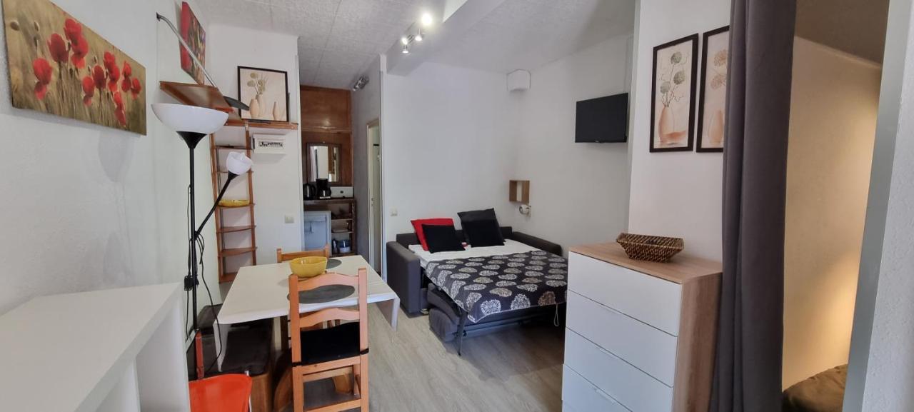 Apartamentos Grifovacances Tres Estrelles Club Pas De La Casa Dış mekan fotoğraf
